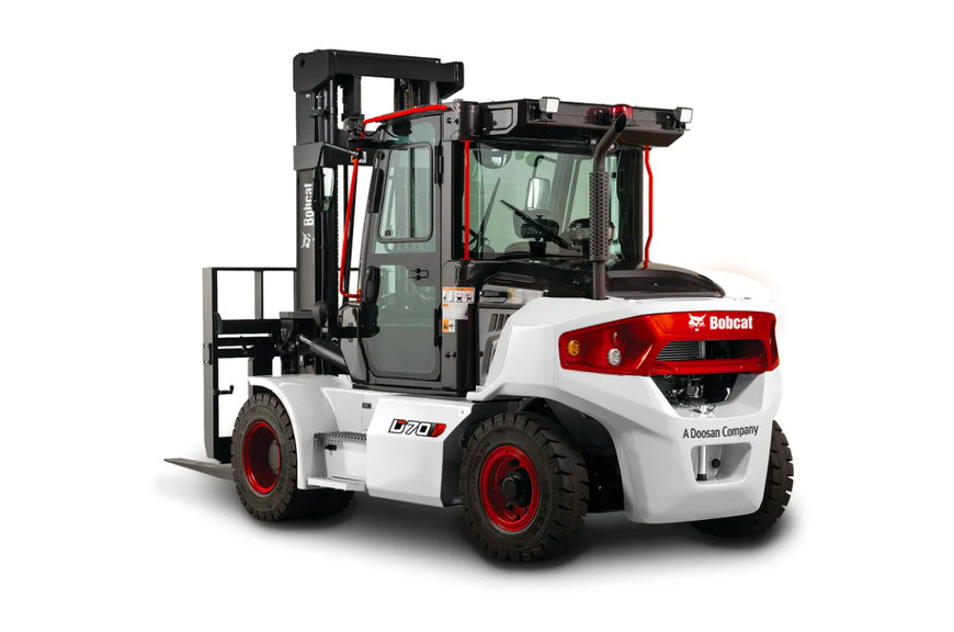 Doosan Bobcat exhibits future forklift branding and a hydrogen fuel cell forklift 